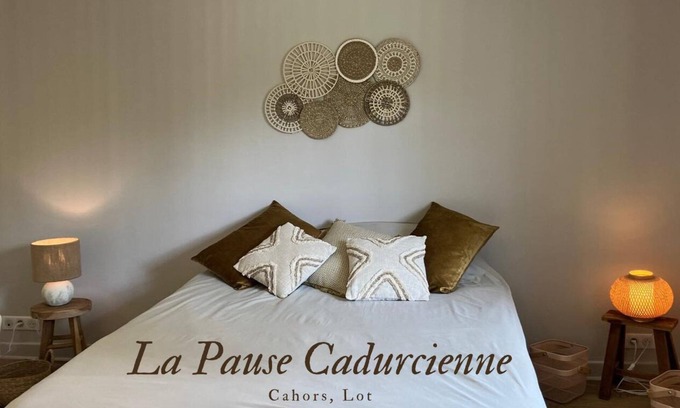 Cahors Maison | La Pause Cadurcienne CHAMBRE D HOTES- TABLES D HOTES