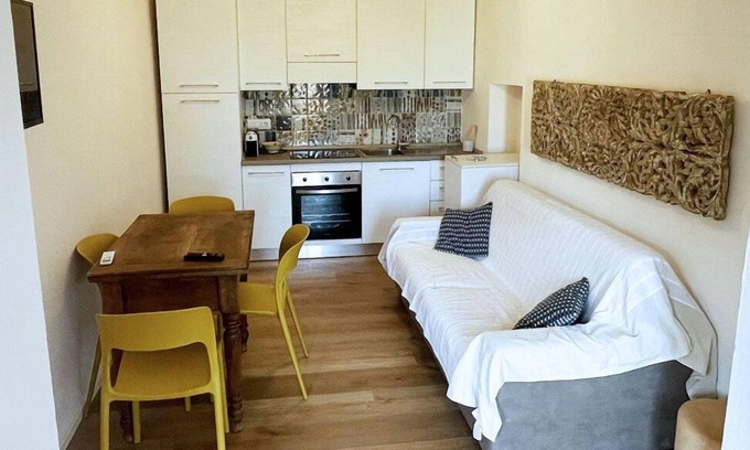 Cavo Appartement | La Perla del Cavo, just a stone's throw from the splendid seafront!