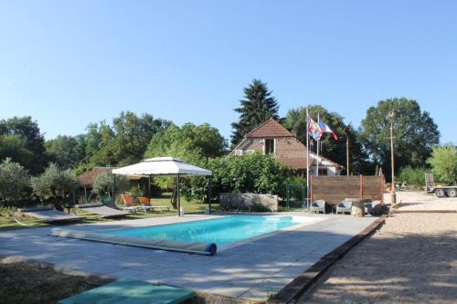 Saint-Germain-du-Bois Cabine | La Petite Ferme du Marais