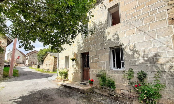 Sainte-Feyre-la-Montagne Autre | La Petite Ferme du Maureix