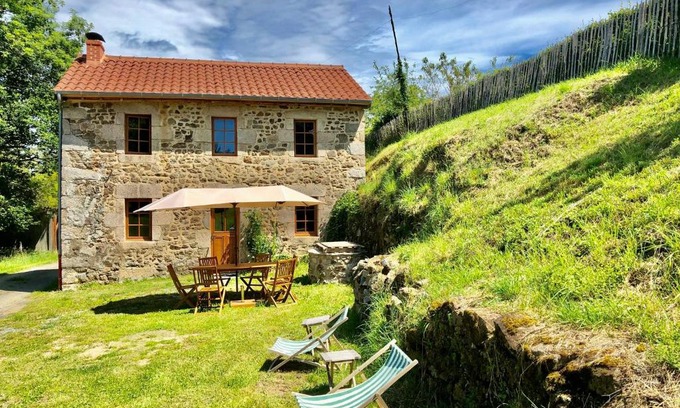 Croze Maison | La petite Maison du Bonheur & Jacuzzi