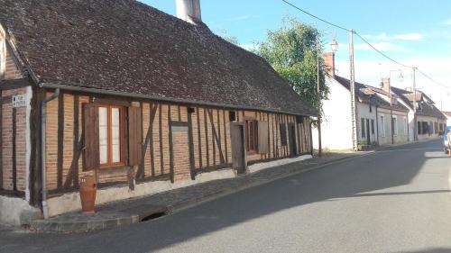 Theillay Maison | La Petite Maison