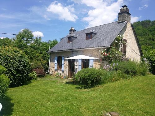 Pleaux Maison | La Petite Maison Pont Blanchard,