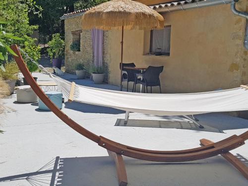 Faucon Maison | La petite Pinede