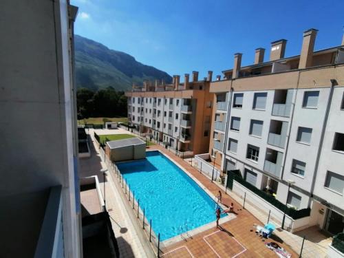 Posada de Llanes Appartement | La Piedra L Osu, Apartamento con piscina, Playa 3 km VUT-3226-AS