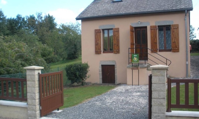 La Celle-en-Morvan Maison | La Place - CELLE-EN-MORVAN (LA)