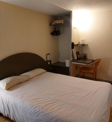 Pouance Hôtel | La Porte Angevine