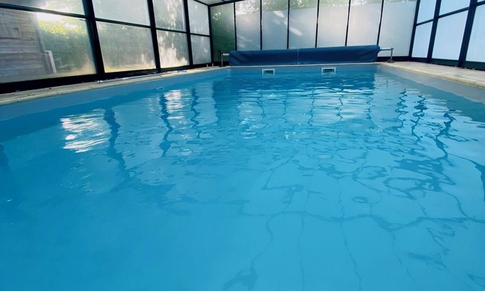 Villainville Villa | Gîte with covered/heated swimming pool and wooden sauna auxportesdetretat.fr