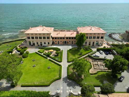 Palo Laziale Hôtel | La Posta Vecchia Hotel