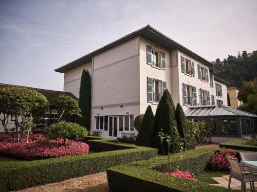 Centre Ville Hôtel | La Pyramide - Maison Henriroux