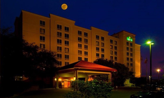 Medical Center District Hôtel | La Quinta Inn & Suites by Wyndham San Antonio Medical Ctr NW