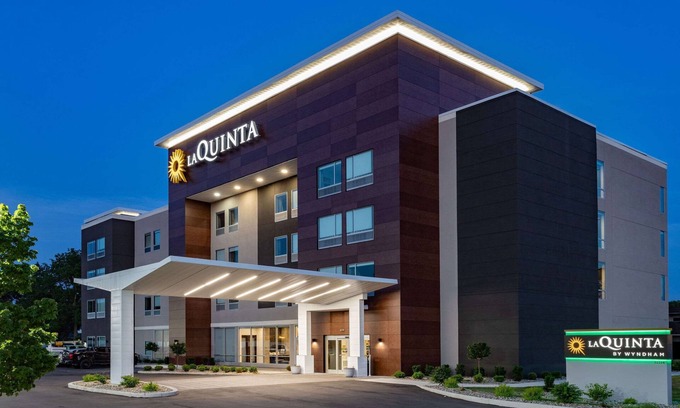 South Bend Hôtel | La Quinta Suites by Wyndham South Bend Notre Dame Area