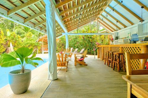 Cahuita Cabine | La Rana De Cahuita