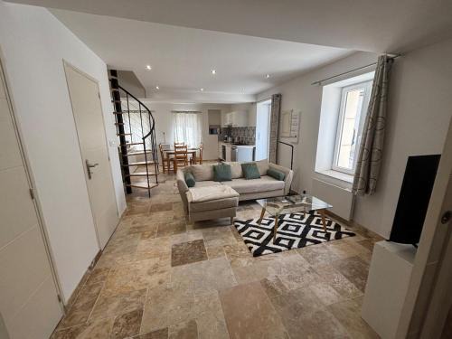 Saint-Martin-d'Ordon Maison | La Rosace