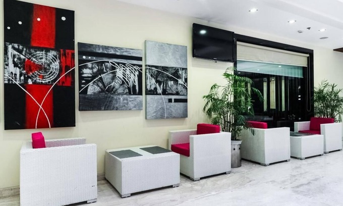Nawanshahr Hôtel | La Silver Leaf