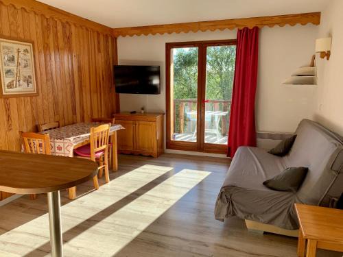 Montclar Appartement | La Source Blanche Saint Jean Montclar