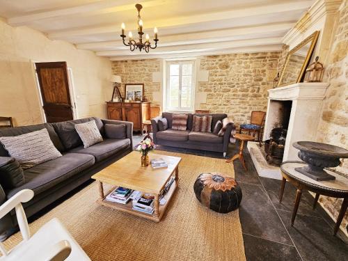 Saint-Simeux Maison | La spacieuse maison des miots