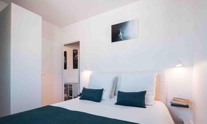 Charleville-Mezieres Appartement | La Suite 7 Gîte Urbain