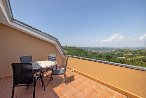 Cassinasco Appartement | La Terrazza