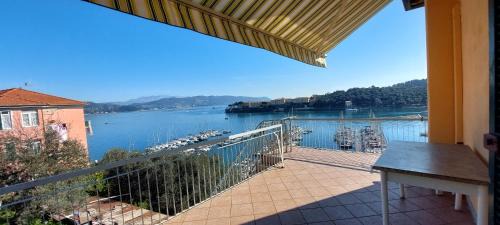 Le Grazie Maison | La Terrazza sulla baia di Le Grazie