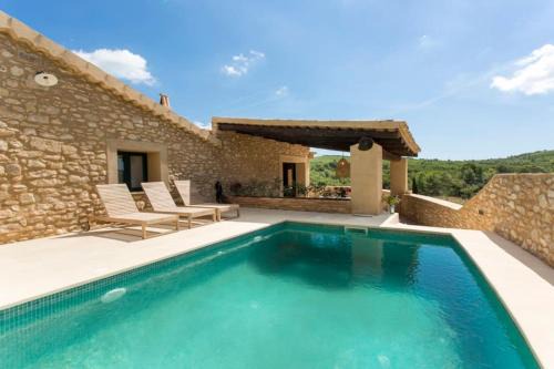 Viladellops Maison | La Torre - Viladellops Villas situada a 10 minutos de Sitges