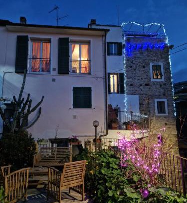 Torrazza Appartement | La Torretta di Piero con terrazzi e parcheggio privato Citra zero zero ottanta 31LST0282