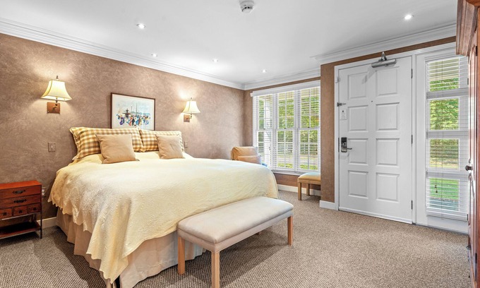 Brightwood Appartement | La Tour Eiffel- Prince Michel Vineyard & Winery