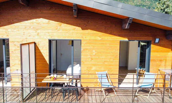 Cessenaz Appartement | La Tournette, superb quiet apartment 300 meters from the lake