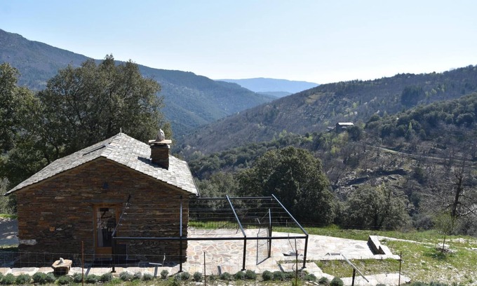 Saint-Martin-de-Lansuscle Maison | La Vigne - SAINT MARTIN DE LANSUSCLE