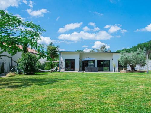 Semeac Villa | La Villa Ô Bois - Billard & Baby-Foot - face à la forêt