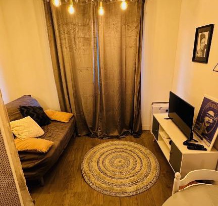 Beuvry Appartement | LA VILLA DEKO - Studio avec parking proche Université et Hôpital