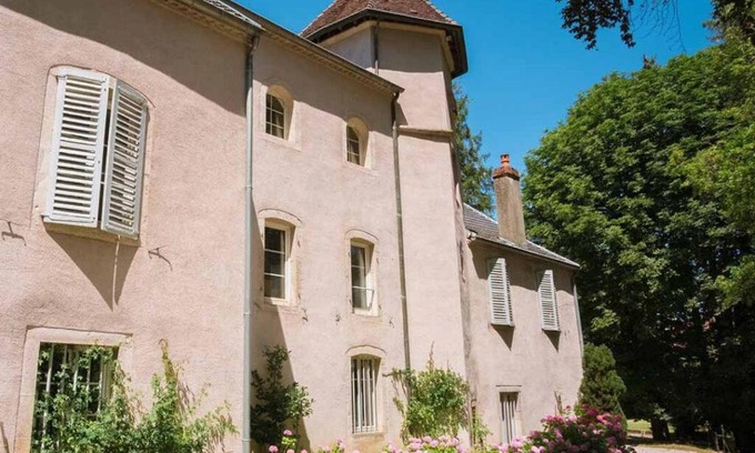Montmirey-la-Ville Maison | La Villa Romaine