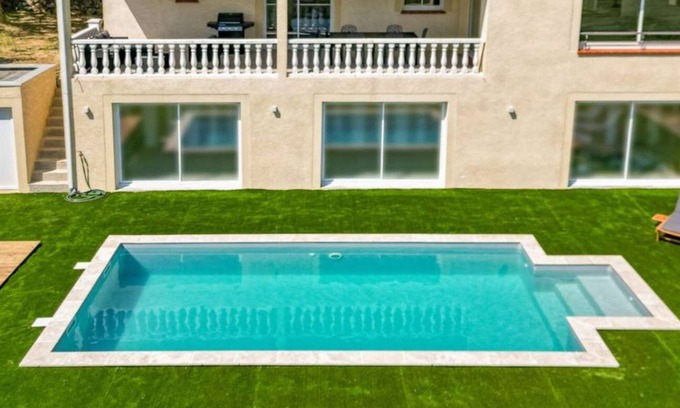 Esperce Villa | La Villa Vista Valada - Jacuzzi - Vue panoramique
