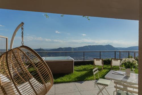Como Appartement | La Vista Bonita by Rent All Como