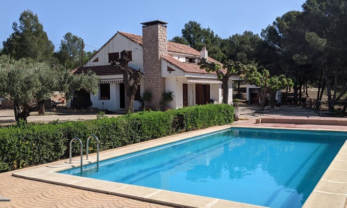 Tortosa Maison | La Xaruga, Rural House in the middle of nature. Quiet with pool, bbq ... private