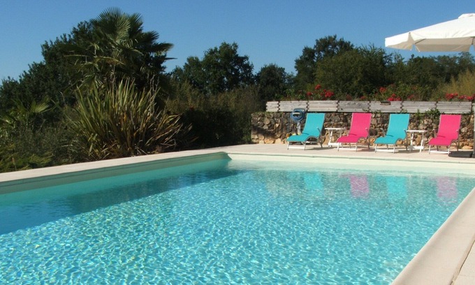 Les Leches Cottage | La Zénitude : Maison en Périgord avec piscine privative 12 x 6
