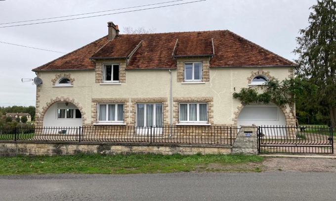 Herry Appartement | Lac De Lumiere. Relax with rural lakeside living