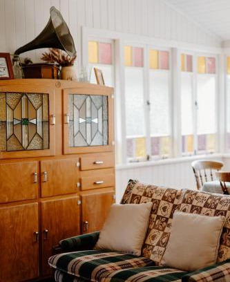 Laceys Creek Maison | Lacey's Creek Homestead