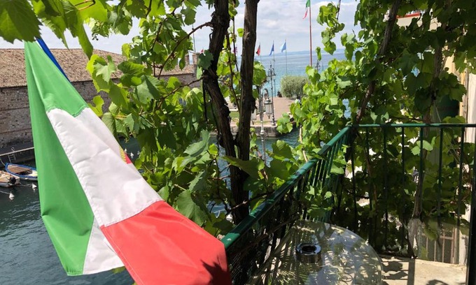 Lazise Old Town Appartement | Lacisivm Lake View
