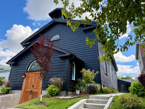 Lafayette Maison | Lafayette's Oldest Church