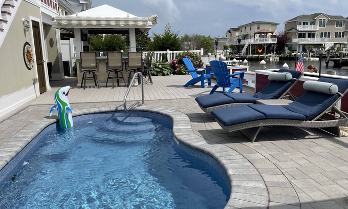 Beach Haven West Maison | Lagoon Front Beach House Stunning Views - inground pool 5 minutes to LBI Beaches