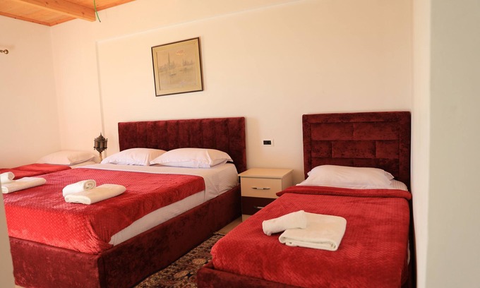 Kurbin Autre | Lahuta e Vjeter Agrotourism: Taste Albanian Tradition & Feel at Home