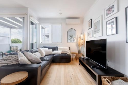 Brunswick Appartement | 'Laidback Lygon' A Two-storey Inner-city Oasis
