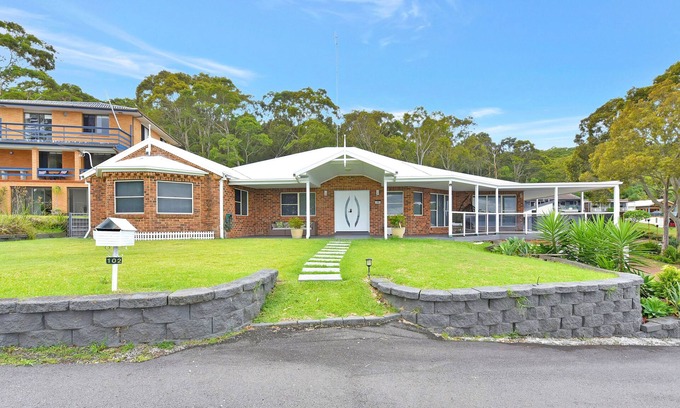 Coal Point Maison | Lake Daze at Coal Point - Lakeviews, Pool