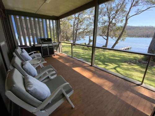 Lake Conjola Maison | Lake Edge at Lake Conjola