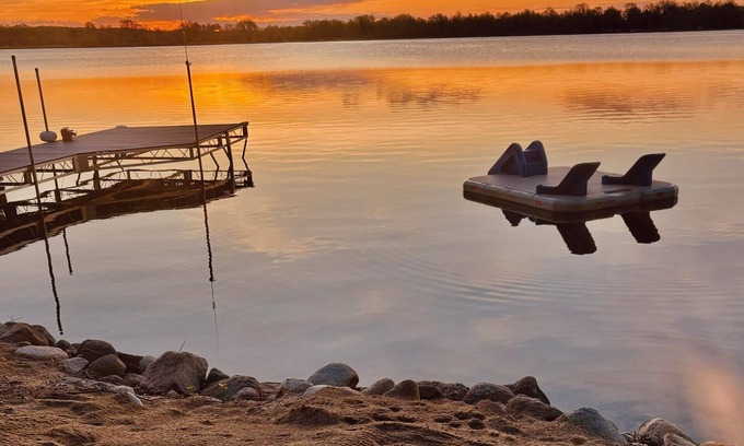 Richwood Maison | Private Lake House w/Sunrise Views & Game Room, Sleeps 14
