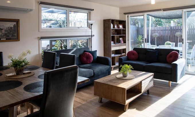 Golden Point Appartement | Lake Esmond Place
