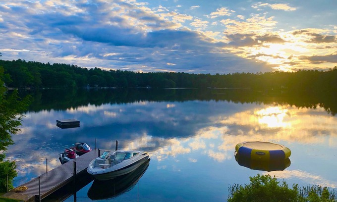 Mirror Lake Maison | Propriété privée de 4 chambres au bord du lac sur le lac Winni!