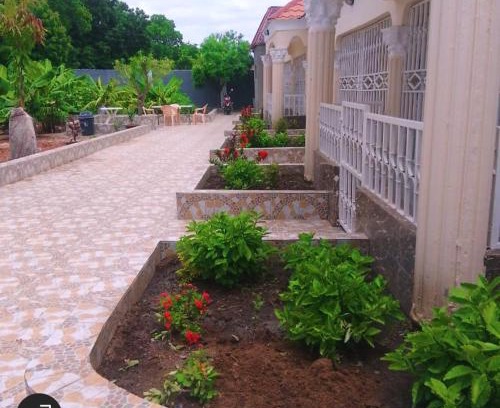 Janjanbureh Maison | Lake Front Apartment