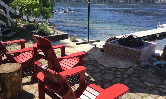 Christina Lake Cabine | Lake Front Property on Christina Lake